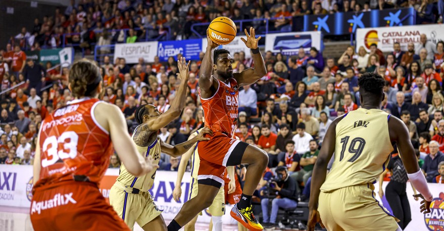 El BAXI Manresa cau al Nou Congost davant el Barça El BAXI Manresa cau al Nou Congost davant el Barça