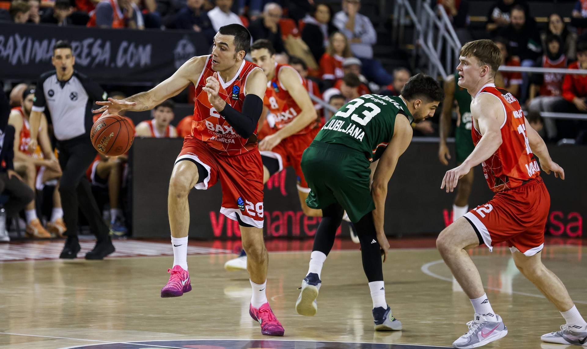 El BAXI Manresa viatja a Polònia amb novetats El BAXI Manresa viatja a Polònia amb novetats