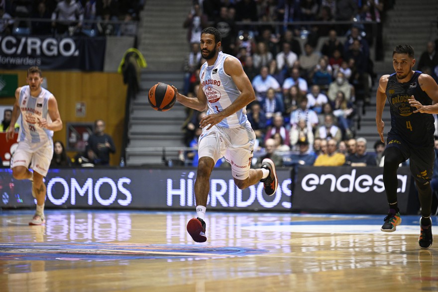 Obradoiro: the return of Captain "Alvarito" in a team commanded by the Scrubbs