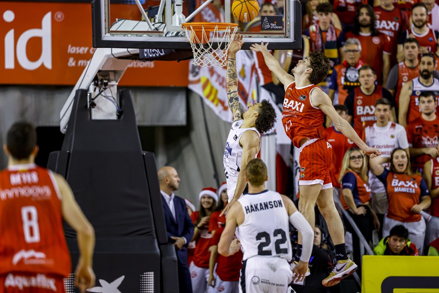 Galería de fotos J15: BAXI Manresa 80 - UCAM Murcia 74