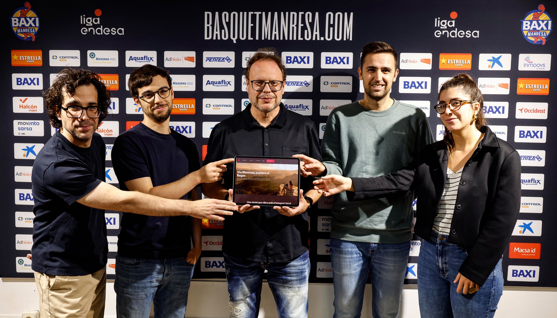 Viu Manresa: oferta de turisme a la ciutat i la comarca més enllà del bàsquet Viu Manresa: oferta de turisme a la ciutat i la comarca més enllà del bàsquet